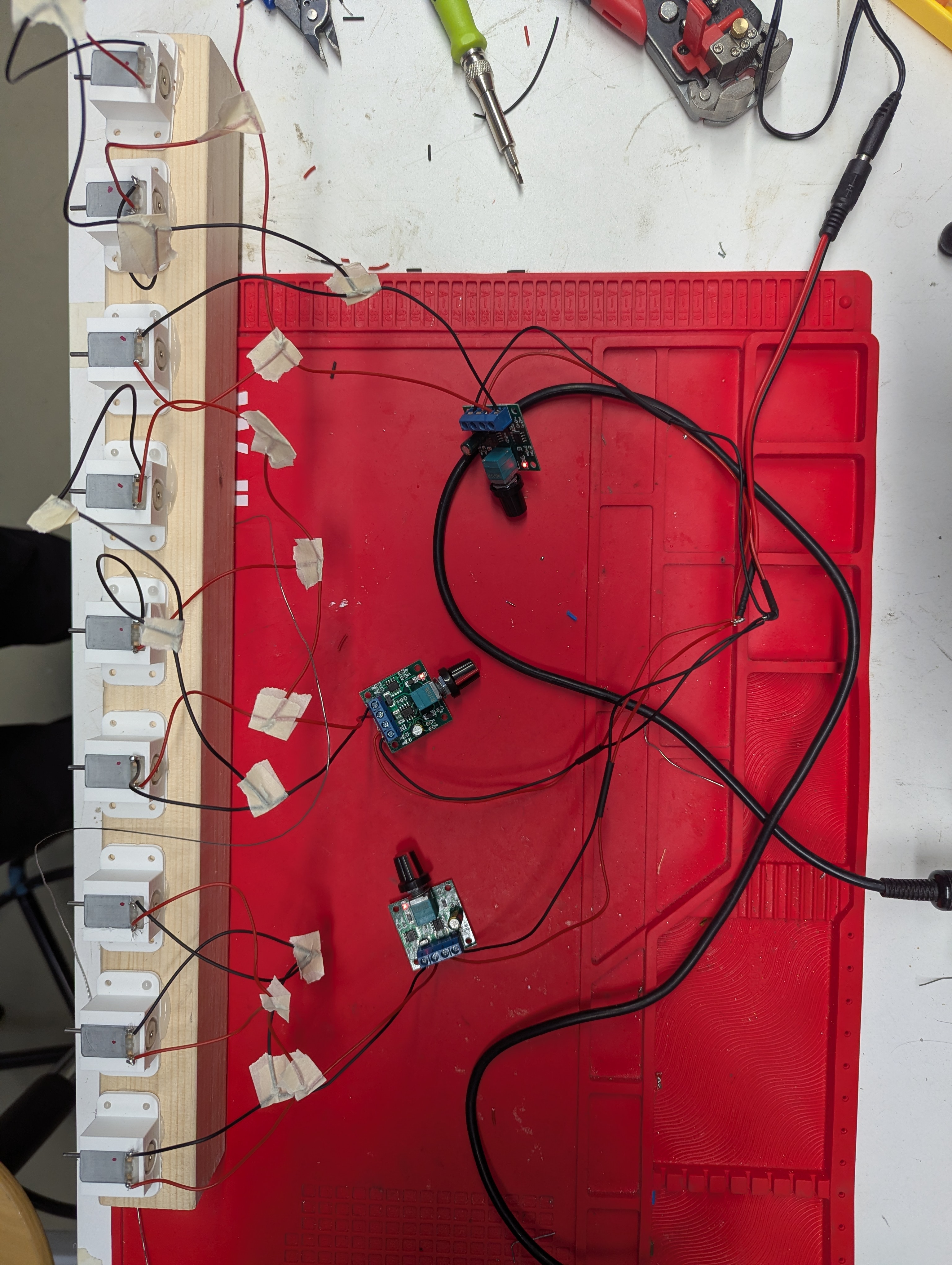 Motor experiments: coupling, power, interference. Two motors from the same supply and they start to affect each other in ways that are not fully predictable.